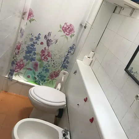 L'angolo Del Civico 75 度假居 Carrao