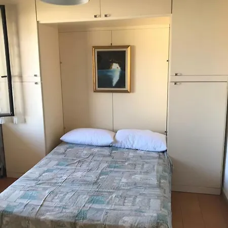L'angolo Del Civico 75